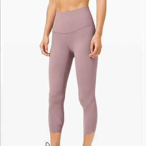 Wunder Under Crop *Roll Down Scalloped